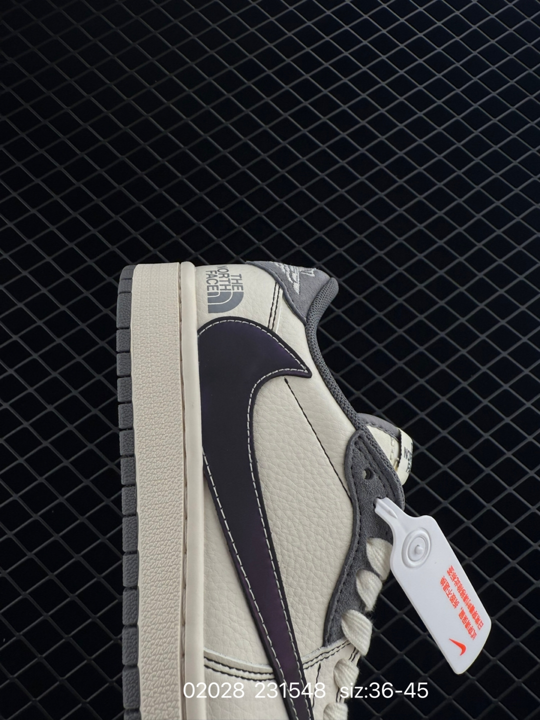 Travis Scott x Air Jordan 1 ” Reverse Mocha “